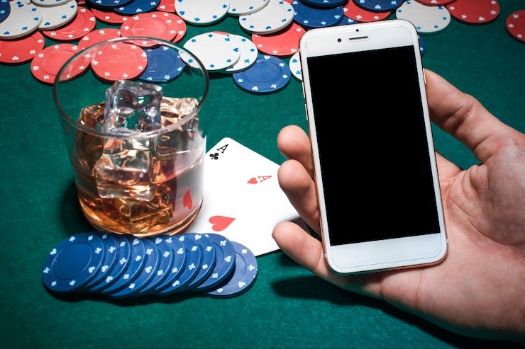 Meja Three Card Poker live di 8angkajitu dengan dealer profesional dan antarmuka permainan yang jelas